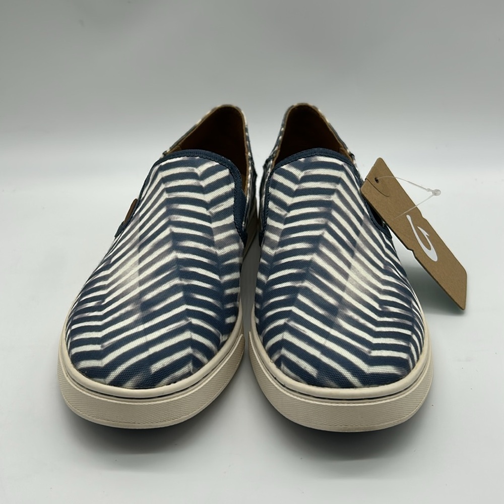 OluKai Pehuea Pa‘i Slip-On Sneakers Women’s Vintage Blue Off White Sz 9 NWB - Picture 2 of 9